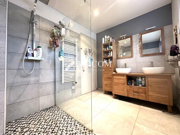 Maison 7 pièce(s) 4 chambre(s) 150 m²