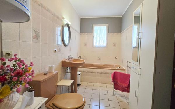 Maison à vendre    6 pièces •  Échillais