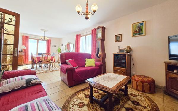 Maison à vendre    6 pièces •  Échillais