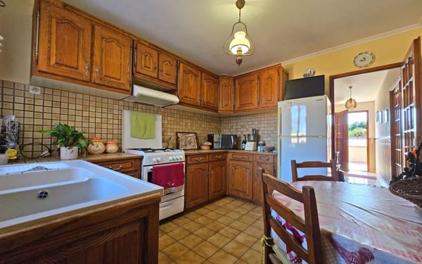 Maison à vendre    6 pièces •  Échillais