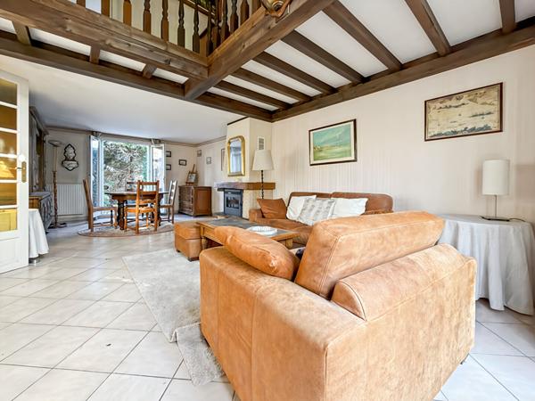 Maison Jouy Le Moutier 116m² 4 chambres