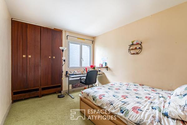 Triplex à rénover, dernier étage avec terrasse et loggia