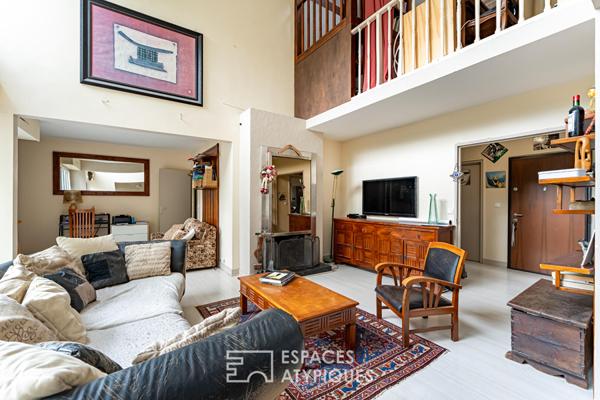 Triplex à rénover, dernier étage avec terrasse et loggia