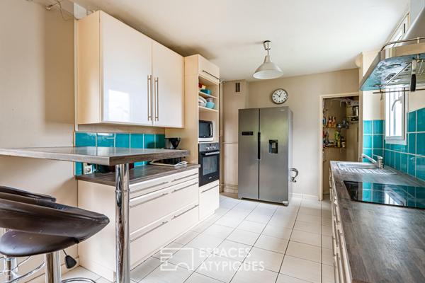 Triplex à rénover, dernier étage avec terrasse et loggia