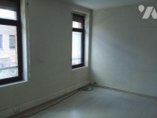 VENTE SOUS ENVELOPPE : 
Spécial Investisseurs : Immeuble de rapport en plein c?ur du centre vi...