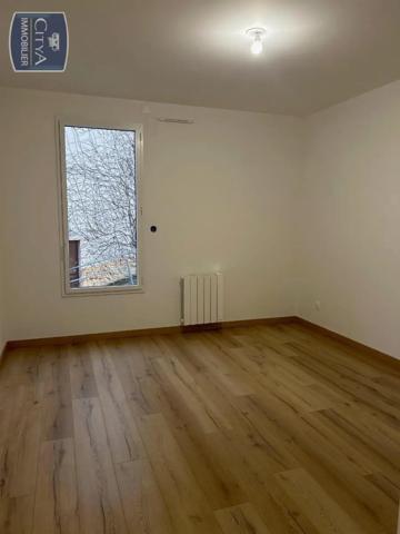 Appartement à louer 2 pièces 55.7m²