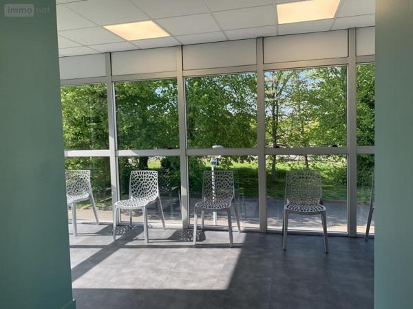 Fonds et/ou murs commerciaux à louer à Ploemeur dans le Morbihan (56270), ref : 56082-L72