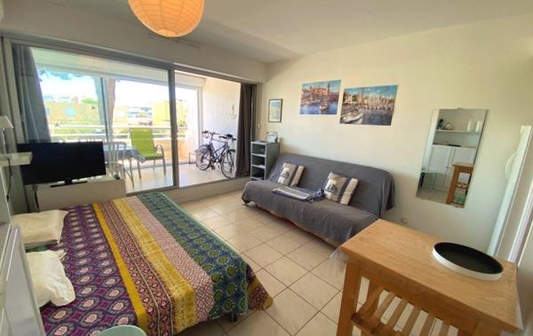 Vente Studio Cabine 1ère ligne + Parking Le grau-du-roi   