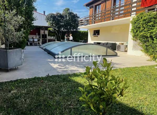 Maison 7 pièces - 183 m²