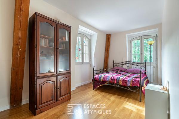 Demeure de charme avec piscine et dépendance