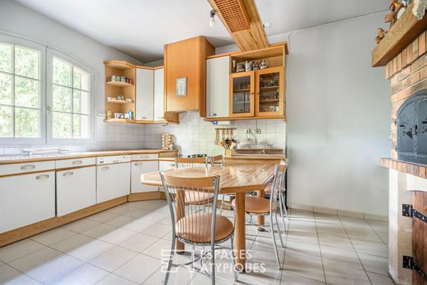 Demeure de charme avec piscine et dépendance