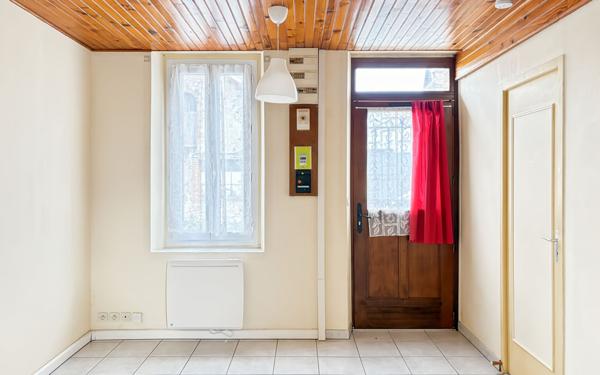 Maison à louer    2 pièces •  Ligny-le-Ribault