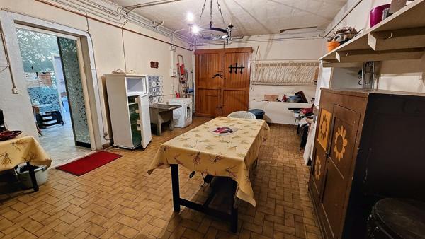 Mas catalan 145 m² - Parcelle 1 270 m² - Fort potentiel - Elne résidentiel