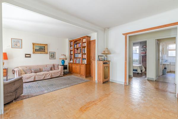Secteur Victor Hugo / Rue de la Pompe - Joli 4 pièces à rénover