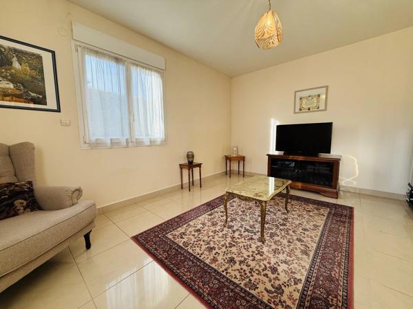 Maison contemporaine 6 pièces – 156 m² habitables – Terrain de 801 m²