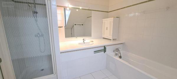 Appartement à vendre à Angers dans le Maine-et-Loire (49100), ref : 49004-1689 Place du Lycée