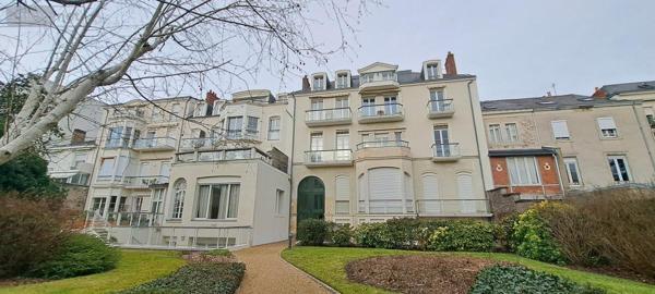 Appartement à vendre à Angers dans le Maine-et-Loire (49100), ref : 49004-1689 Place du Lycée
