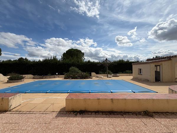 Proche CARCASSONNE, Maison d'architecte avec Piscine