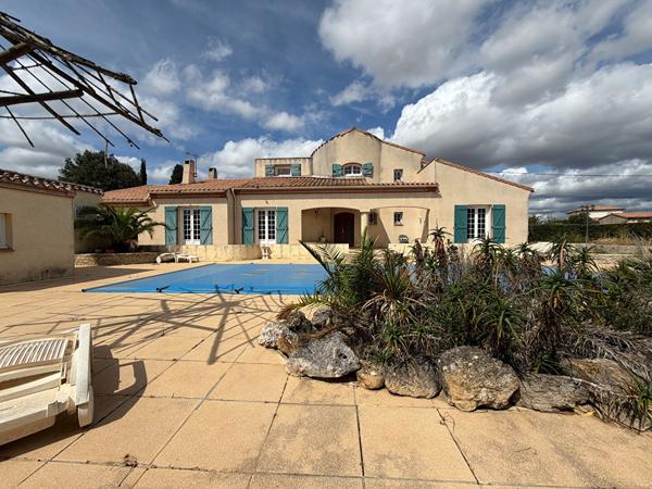 Proche CARCASSONNE, Maison d'architecte avec Piscine