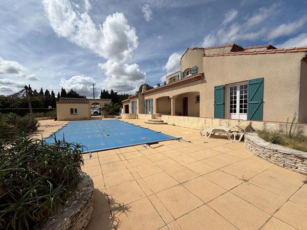 Proche CARCASSONNE, Maison d'architecte avec Piscine
