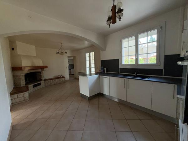 Proche CARCASSONNE, Maison d'architecte avec Piscine