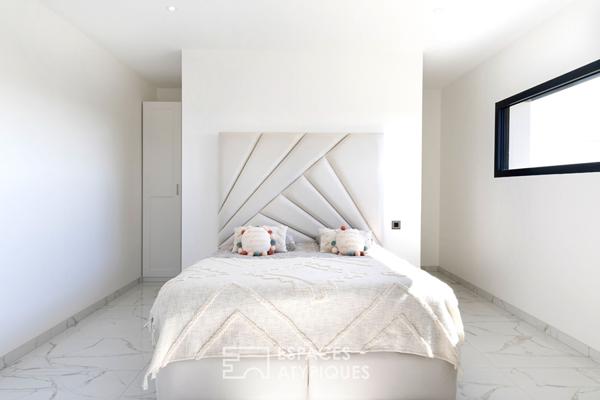 Maison contemporaine aux prestations haut de gamme