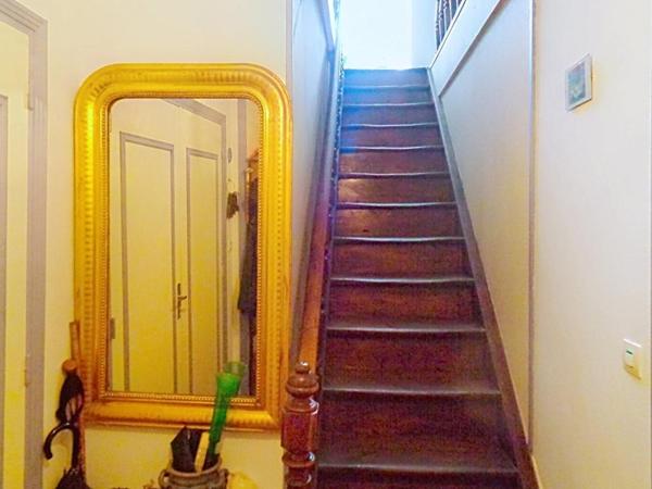 Saint Bonnet Laval(48), maison de 200 m2, 6 chambres avec 1866 m2 de terrain