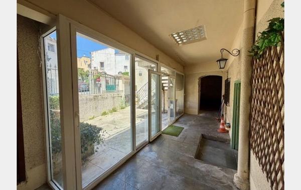 Vente Maison de ville ET DE CARACTERE à rénover Saint-aunes