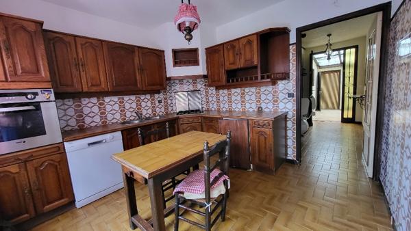 MAISON AVEC GARAGE ET JARDIN