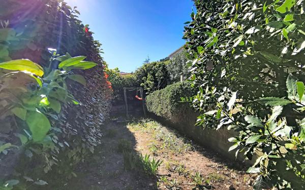 Maison à vendre    4 pièces • 90 m2 Saint-Mandrier-sur-Mer