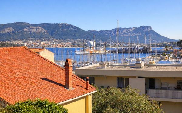 Maison à vendre    4 pièces • 90 m2 Saint-Mandrier-sur-Mer