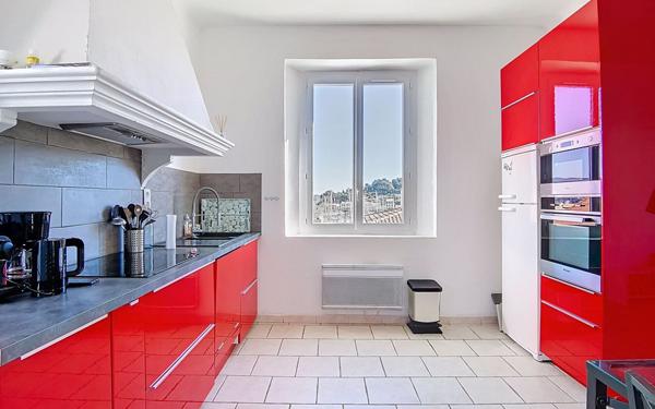 Maison à vendre    4 pièces • 90 m2 Saint-Mandrier-sur-Mer