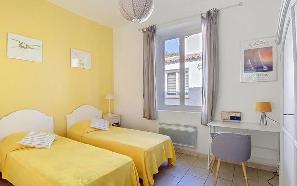 Maison à vendre    4 pièces • 90 m2 Saint-Mandrier-sur-Mer