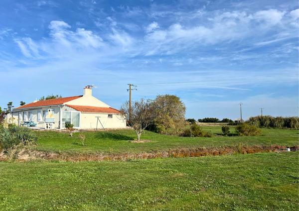 Maison Beauvoir Sur Mer 5 pièce(s)