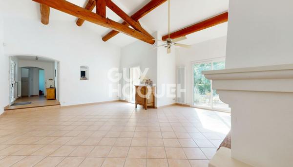MAZAN - MAISON TRADITIONNELLE 137 M² - PISCINE - DOUBLE GARAGE - 3 429 M² DE TERRAIN - CALME ABSOLU