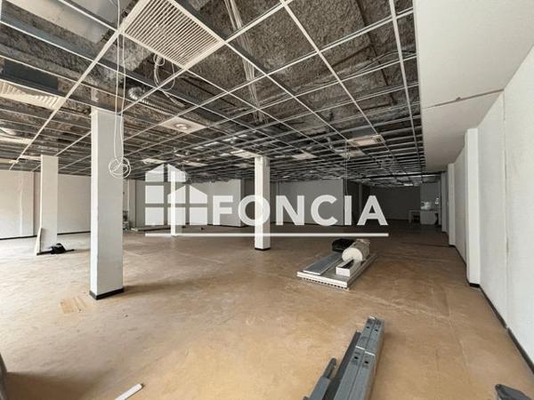 À vendre Local commercial 400 m² - Avignon 84000