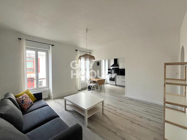 A LOUER - Appartement T2 meublé - Quartier St Michel à BREST.