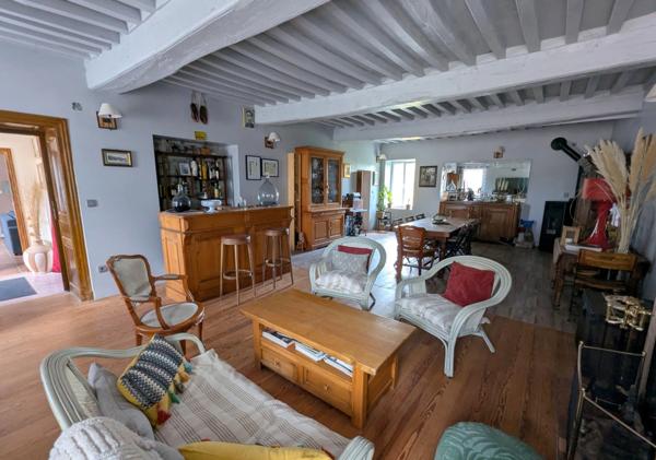 Maison à vendre proche de CHAROLLES maison 215m²
