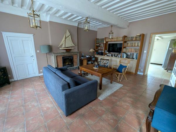 Maison à vendre proche de CHAROLLES maison 215m²