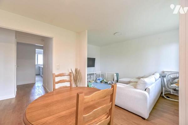 PROCHE CENTRE-VILLE - APPARTEMENT - 3 PIECES - 66m2 - RENOVE 
