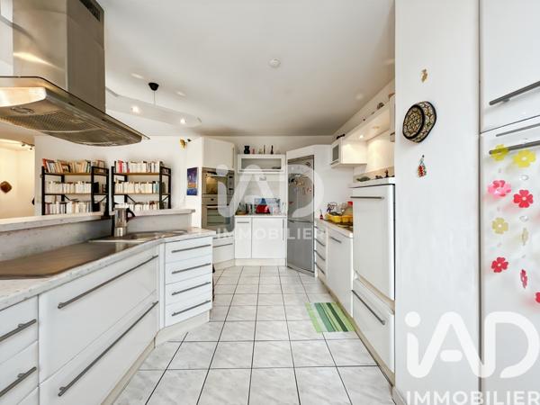 Appartement à vendre 5 pièces 115,7 m² Nîmes