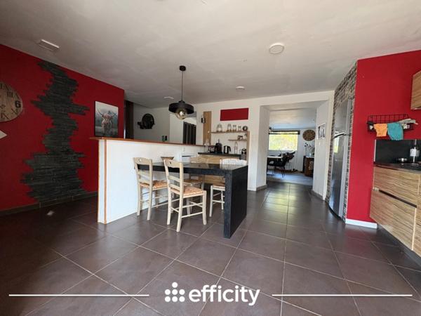 Maison
         6 pièces
        - 172 m² 292 000 € *