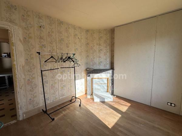 Maison à rénover SAINT SULPICE LES FEUILLES (87)