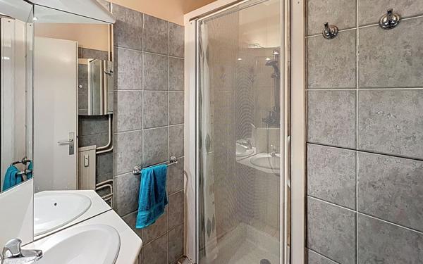 Appartement à vendre    5 pièces • 107 m2 Tassin-la-Demi-Lune