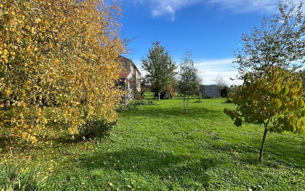 Maison à vendre    7 pièces •  Benet