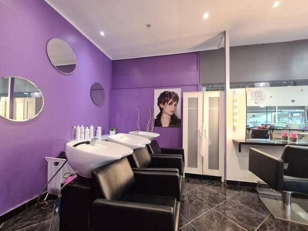 Vente Local commercial60 m² - POISSY (78300)