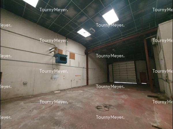 A LOUER MERIGNAC LOCAL D'ACTIVITES de 2 700 M²
