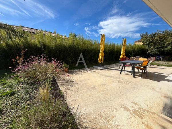 VILLA FAMILIALE DE 243M2 AVEC JARDIN PUIT ATELIER