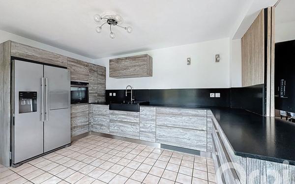 Maison à vendre    5 pièces • 146,32 m2 Brenthonne