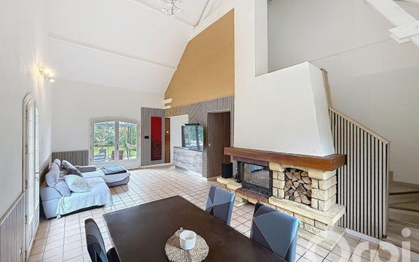 Maison à vendre    5 pièces • 146,32 m2 Brenthonne